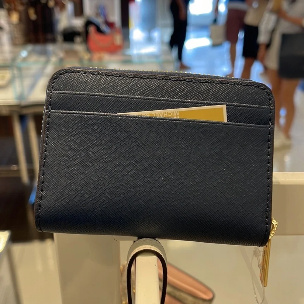 Michael Kors Jet Set Travel Medium Zip Around Card Case  Color: Navy  NWT